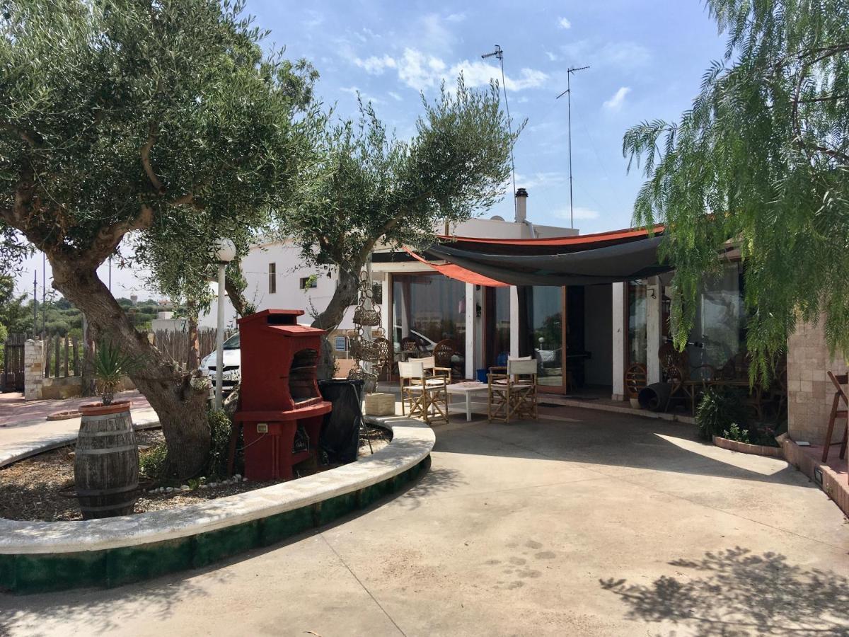 Music House A Castellana Grotte Confinante Via Per Turi 500M Dalle Grotte Exterior foto