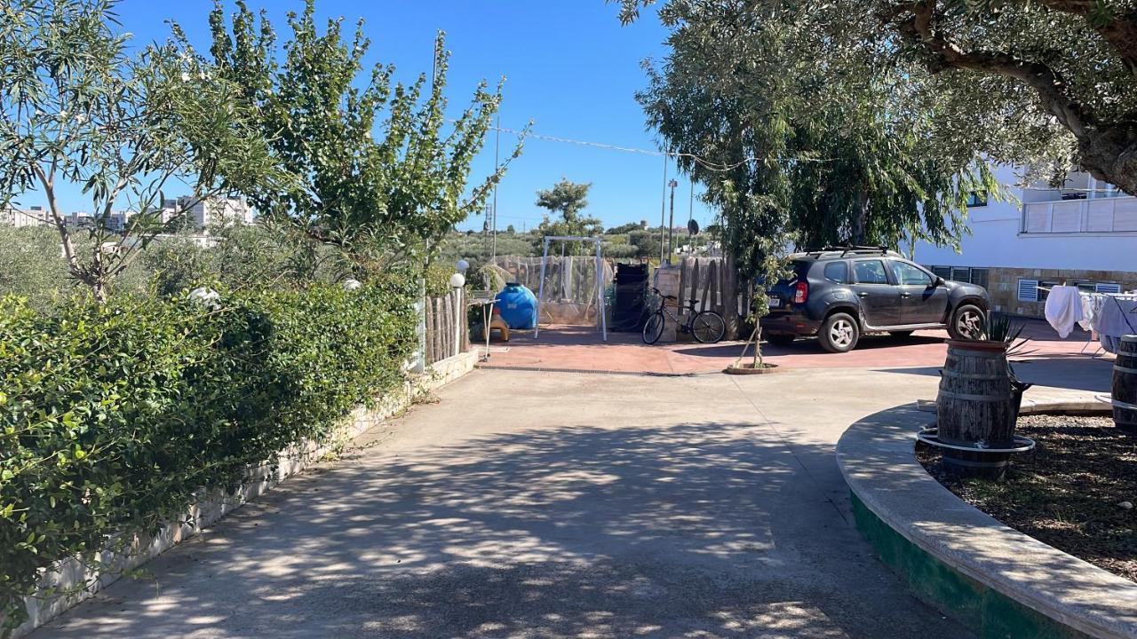 Music House A Castellana Grotte Confinante Via Per Turi 500M Dalle Grotte Exterior foto